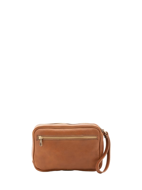 Alessia Firenze Embrague Unisexo Bolso de mano unisex. El cierre es con cremallera. Los bolsillos internos son uno con cremallera. Los bolsillos externos son uno delantero con botón magnético y otro trasero con cremallera. Falta la correa para el hombro. El mango es de piel. Hay un compartimento interno. El material exterior es 100% Piel Auténtica. Internamente está forrado en algodón. Medidas: 24x20x6 cm. Hecho en Italia