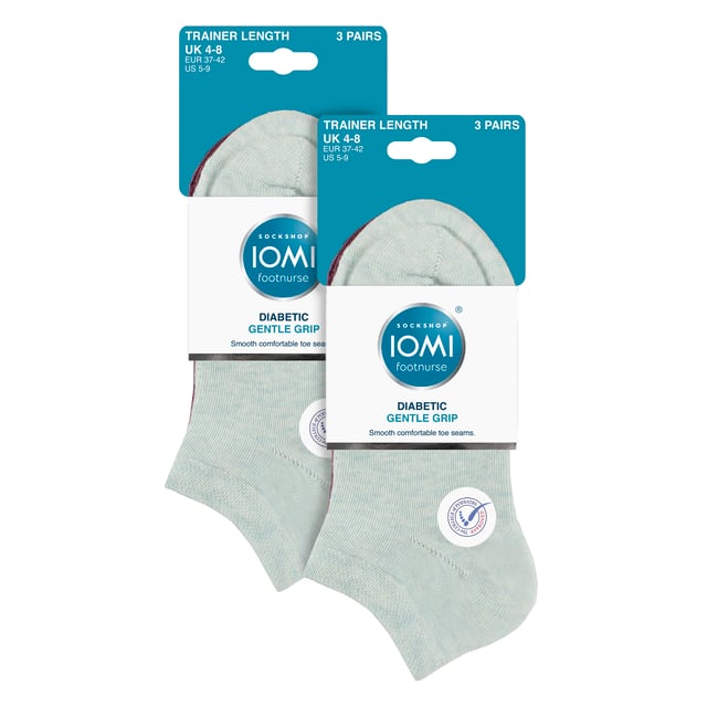 IOMI - Pack de 6 calcetines para diabéticos: Descubra la solución ideal para el cuidado del pie diabético con los calcetines para diabéticos especialmente diseñados para mujeres de IOMI Footnurse. Diseñados por expertos técnicos, estos calcetines IOMI Diabetic Trainer ofrecen un enfoque adaptado a la salud del pie diabético con un corte bajo, ideal para los meses de primavera y verano. Estos magníficos calcetines, lujosamente suaves y ricos en algodón, se han confeccionado para sujetar los tobillos sin elasticidad y sin la tirantez que puede causar problemas a cualquier persona con problemas circulatorios. Diseñados para adaptarse perfectamente a los contornos del tobillo, los remates de nido de abeja de forma y tejido especiales eliminan los incómodos anillos de constricción, cruciales para las personas diabéticas. También incluyen dedos de los pies unidos a mano para costuras suaves, esencial para facilitar la comodidad para los diabéticos y prevenir la acidez, por lo que tiene sentido elegir estos calcetines ligeros IOMI entrenador diabético para cuidar de sus piernas todos los días. Estos calcetines vienen en paquetes de 6 pares y están disponibles en 8 opciones diferentes. Están hechos de: 77% Algodón, 15% Poliéster, 1% Elastano. Vienen en talla única de mujer 4-8 UK y son lavables a máquina. Detalles adicionales del producto: IOMI Footnurse 6 Pack Calcetines para Diabéticos NON ELASTIC Ankle Top Smooth Toe Seam HoneyComb Top Hand Linked Toe Seam Soft Touch Cotton Designed For Diabetes Ideal for Large or Swollen Legs Ladies One Size: 4-8 UK