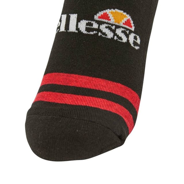 Kurze Sport-Socken von der Marke ellesse. Perfekt für Sneakers und Sportschuhe, flache Zehennähte, optimaler Tragekomfort.