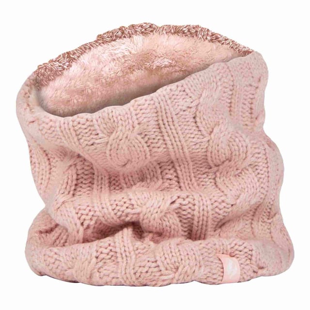 Calentador de cuello Heat Holders: Cuando hace frío, el cuello necesita algo que lo proteja del viento y del frío. Más cálido que una bufanda normal y menos molesto, este bonito calentador de cuello de punto por cable Heat Holders mantendrá tu cuello caliente en los meses de invierno. Con su forro de pelo deliciosamente suave, cálido y sedoso, este calentador de cuello atrapa el aire caliente cerca de la piel y mantiene el cuello y la zona circundante aislados del frío. El avanzado hilo aislante Heat Holders de alto rendimiento ayuda a proteger contra el frío y absorbe la humedad para mantenerte seco y cómodo. El ajuste especialmente esculpido de este calentador de cuello cae bajo para contornear alrededor del pecho, el cuello y la barbilla para el calor y la protección adicionales. Detalles adicionales del producto: - Calentador de cuello - Calentadores - Forro polar Heatweaver - Hilo aislante - Esculpido para ajustarse al cuello - Más fácil de llevar que una bufanda - 7 colores - Talla única - 3.5 Tog
