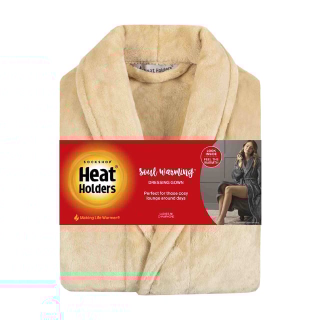 Damen Heat Holders Snuggle Ups Thermo-Bademantel: Es ist an der Zeit, Ihren Bademantel auf etwas wirklich Besonderes aufzurüsten! Entspannen Sie sich in Luxus und Komfort mit unserem Heat Holders Soul Warming Bademantel. Wenn ein gewöhnlicher Bademantel für Sie einfach nicht warm genug ist, brauchen Sie sich keine Sorgen mehr zu machen, denn diese Bademäntel verfügen über erstaunliche thermische Eigenschaften! Unser unglaublich weiches HEATWEAVER-Fleece, das an Plüsch erinnert, und die großzügige Passform machen ihn perfekt für die Zeit nach dem Bad oder einfach zum Überziehen über Ihre Lieblingsnachtwäsche, um an entspannten Tagen gemütlich zu snugglen. Heatweaver-Fleece - Unser plüschiges, fleece-ähnliches Thermo-Fleece bietet Ihnen maximale Wärme und ein unglaublich weiches und gemütliches Gefühl. Die thermischen Eigenschaften sind so gestaltet, dass sie weich sind und sich luxuriös anfühlen, während sie warme Luft nah an Ihrer Haut halten und kalte Luft effektiv draußen halten. All dies wurde entworfen, um sicherzustellen, dass Sie selbst in den kälteren Monaten wohlig warm sind. Diese erstaunlichen Bademäntel bestehen zu 100 % aus Polyester, sind in 4 Farben erhältlich: Dämmerrosa, Eisgrau, Orchideenstrauß und Weißsand und sind auch in 4 Größen erhältlich: Klein, Mittel, Groß und X-Groß. Sie sind maschinenwaschbar. Zusätzliche Produktdetails: Damen Heat Holders Bademantel Dickes und superweiches, plüschartiges Thermo-Fleece Thermische Eigenschaften Perfekt zum Entspannen Zwei fleecegefütterte Taschen 4 Farben erhältlich Verstellbarer Taillengurt 100 % Polyester 4 Größen: S, M, L und XL Maschinenwaschbar.