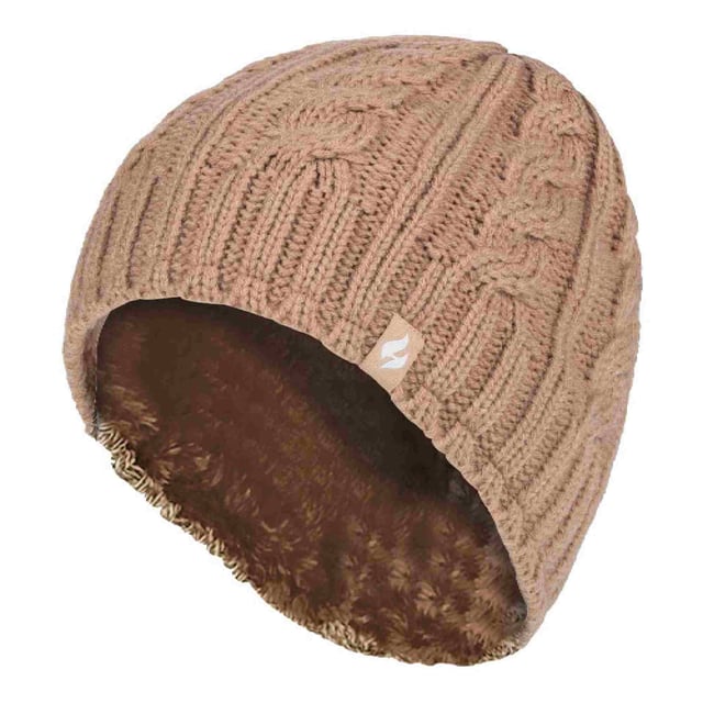 Gorro térmico de invierno Heat Holders: El precioso gorro de punto de cable, este gorro femenino Heat Holders de 3,4 Tog tiene un fabuloso forro aislante de felpa similar a la piel, llamado Heatweaver, que es aún más eficaz para retener el aire caliente. Este forro suave y sedoso no sólo tiene un tacto lujoso, sino que también te asegura unas orejas calientes en el crudo invierno. Todo ello está fabricado con el hilo Heat Holders, que ha sido creado por expertos para mantenerte abrigado, con su capacidad superior para absorber la humedad y mantener el frío a raya. Detalles del producto: - Gorro térmico de Heat Holders. - Macizo de 3,4 tog - Forro Heatweaver. - Hilo Heat Holders. - Orejas calentitas. - Ajuste suave y cómodo. - Talla única. - Una gama de preciosos colores para elegir.