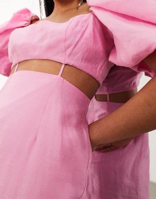 Dresses by ASOS EDITION Best dressed: secured Square neck Puff sleeves Cut-out waist Zip-back fastening Kick split Regular fitSold By: Asos