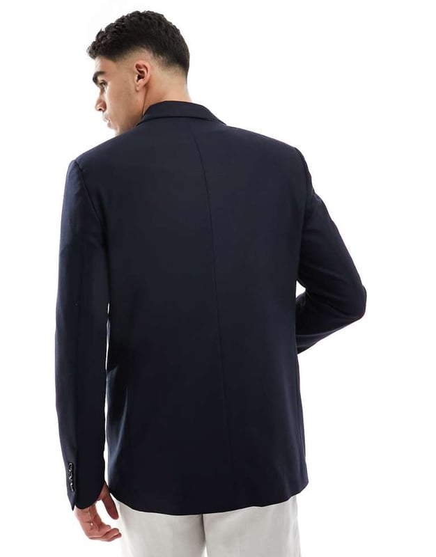 Suits by Tommy Hilfiger Part of the Tommy Hilfiger | Shawn Mendes collection Peak lapels Padded shoulders Double-breasted style Regular fitSold By: Asos