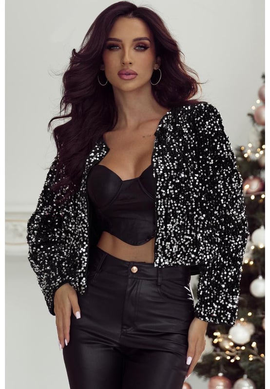 Black sequined design for a glamorous look
  Open front for versatile styling
  Long sleeves for coverage and chic silhouette
  Perfect to pair with skirts jeans pants and shorts
  Captivating patterns and textures
Material: 100% PET