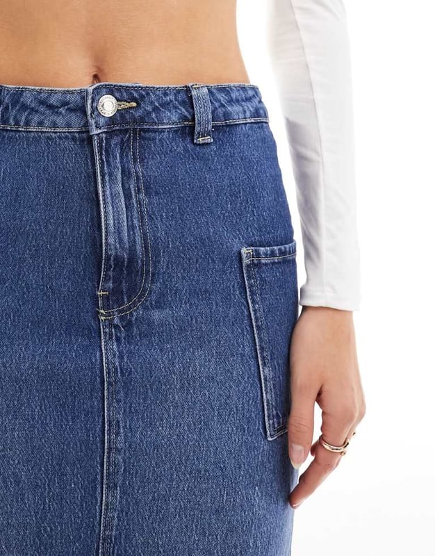 Skirts by Vero Moda Tall Lower-half looks High rise Belt loops Side pockets Front split Slim fitSold By: Asos