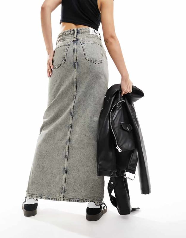 Skirts by Calvin Klein Jeans Lower-half looks High rise Belt loops Functional pockets Front split Regular fitSold By: Asos