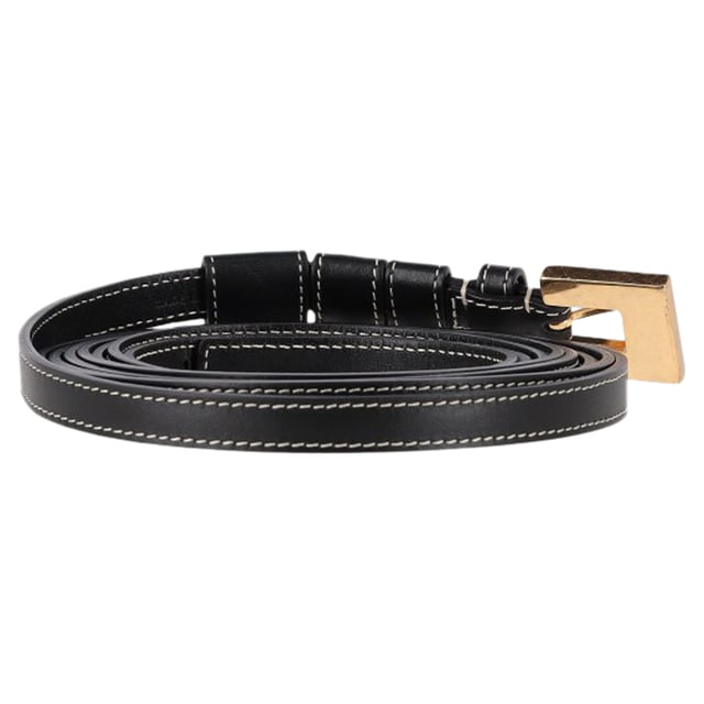 VINTAGE, RRP AS NEW
The Jacquemus Le Ceinture Moisson Belt in Black Leather is a sleek, minimalist accessory that adds a modern touch to any outfit. Crafted from high-quality black leather, it features a simple yet striking design with a bold, geometric buckle for an elevated look. Its clean lines and versatile color make it the perfect addition to both casual and tailored looks. Style it with high-waisted trousers and an oversized blouse for a chic, fashion-forward ensemble that exudes effortless elegance.

 Jacquemus Le Ceinture Moisson Belt in Black Leather

Condition: Excellent
Signs of wear:  No sign of wear.
Packaging: None
Color: Black
Material: Leather | leather
Size: One Size | One Size
Measurements: Width: 15; Length: 3000
SKU: NAPPUGBAC459943W