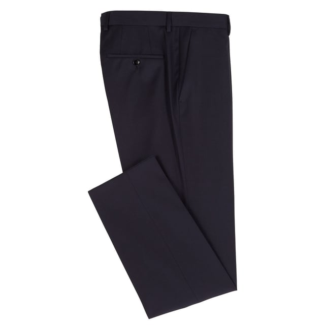 Mens Boss Gibson Trousers in dark blue.- Hook and zip closure.- Slant pockets.- Belt loops.- Soft inner lining.- Slim fit.- Ref: 50318499401