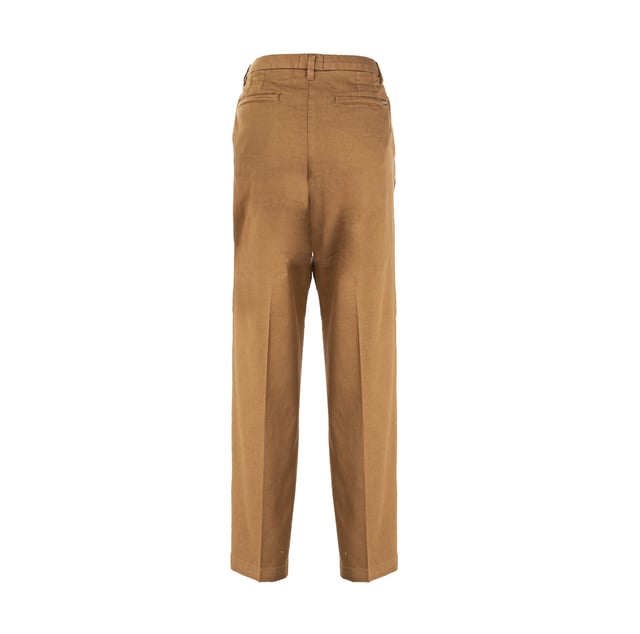 Die Damenhosen von GAS bieten die perfekte Mischung aus Eleganz und Komfort, mit vielseitigen Designs für jede Gelegenheit. Sie sind aus hochwertigen Stoffen gefertigt und zeichnen sich durch moderne Schnitte und feine Details aus, die die Silhouette betonen. Perfekt für einen lässig-schicken oder formelleren Look, spiegeln sie die authentische Essenz der Marke wider, ideal für dynamische Frauen, die einen raffinierten und funktionalen Stil lieben.