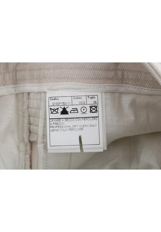 Brand: Ermanno Scervino
  Style: Cropped skinny slim fit
  Material: 97% cotton 3% elastane Corduroy
  Color: Beige
  Made in Italy
  Logo details
  Gender: Women
