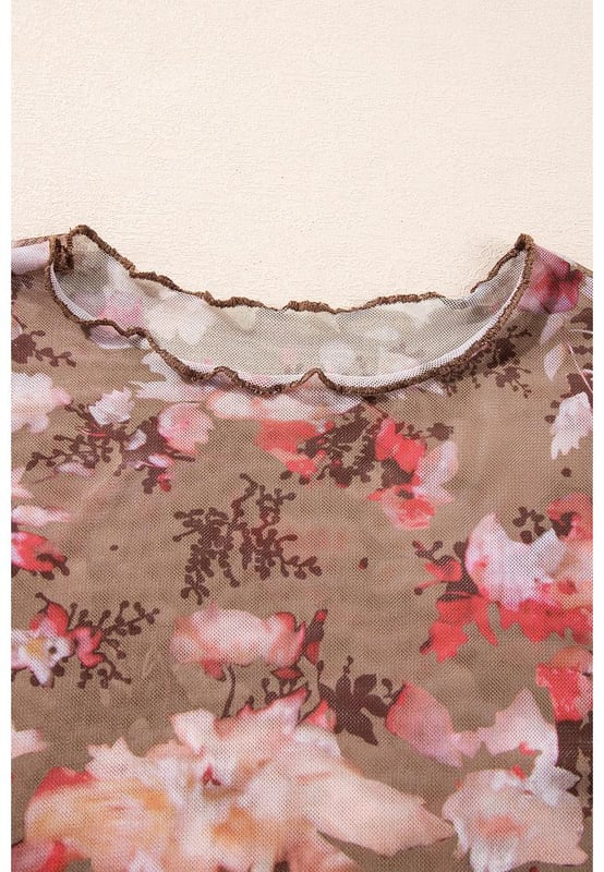 Top de malla transparente con estampado floral rojo de manga larga  
Silueta ajustada  
Mangas largas para calidez y sofisticación  
Diseño clásico de cuello redondo  
Alta elasticidad  
Material: 95% poliéster 5% elastano