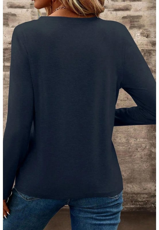 Solid color long sleeve tee
  Notched V
  neckline
  Patched pocket for added detail
  Flattering fit
  High
  quality fabric
  Available in multiple sizes with high elasticity
Material: 75% Polyester 20% Viscose 5% Elastane