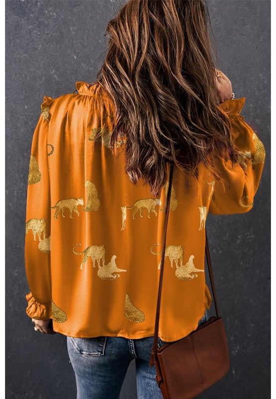 Soft and cozy with featherweight
  like fabric
  Frilled collar and ruffled bubble sleeve
  Elegant and feminine
  Classic and popular cheetah print
  Womens blouses and shirts with fine quality and low prices
  Size chart available for your convenience
Material: 100% Polyester