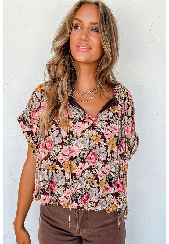 Pink floral print
  Bubble hem
  Split neck design
  Cuffed short sleeves
  Loose fit
  Versatile pairing options
  Check out our Dropship women?? blouses collection for more chic styles
  See the size chart for the perfect fit
Material: 100% Polyester