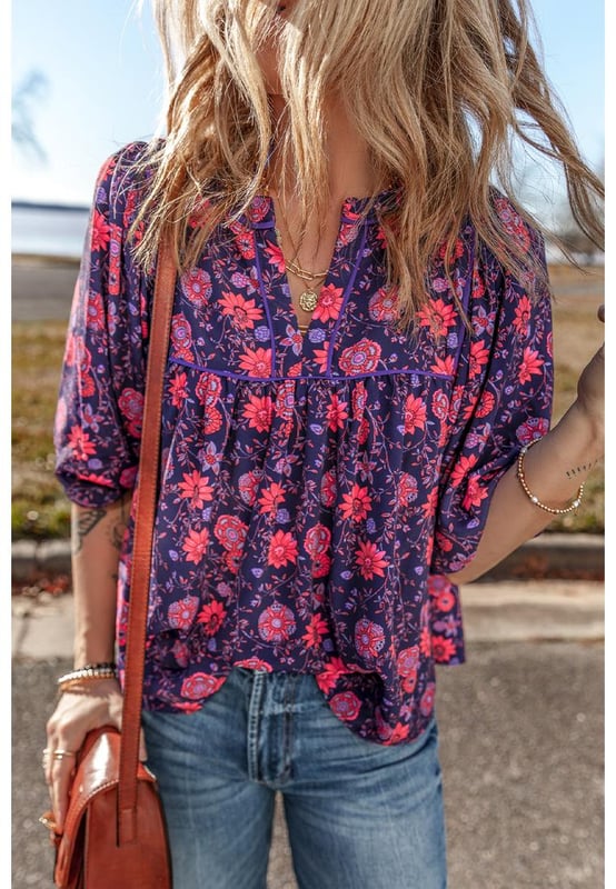 Floral pattern throughout
  Split neck design
  Half sleeves
  Loose fit style
  Flattering and comfortable
  Fine cutting and fabric
  Perfect for pairing with jeans
Material: 100% Polyester