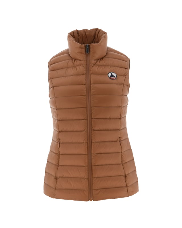 Stay warm with the sleek and stylish Seda Down Gilet. Designed for those who seek comfort and elegance in any casual setting.