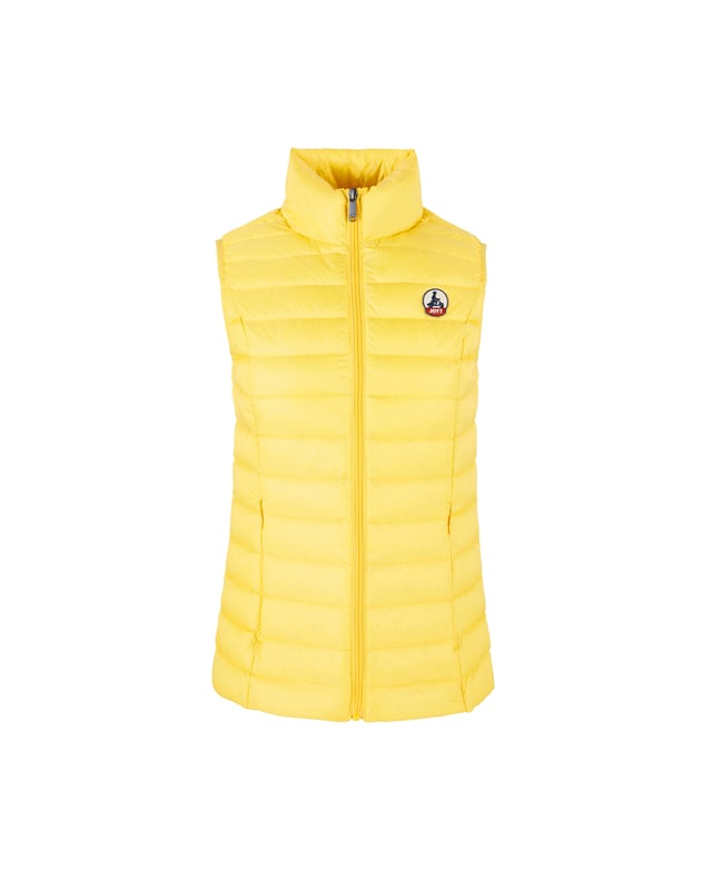 Discover unparalleled comfort and warmth with the JOTT Seda Down Gilet, perfect for casual outings with its stylish padded design.