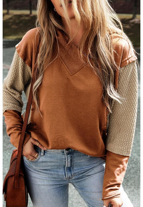 Chestnut Contrast Sleeves
  Patchwork Colorblock Design
  High
  Quality Materials
  Comfortable Fit
  Suitable for All Genders