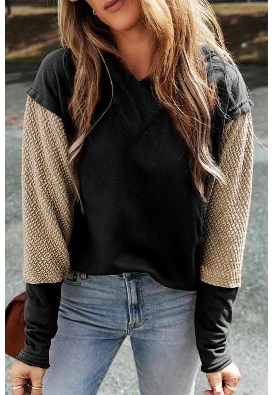 Black Contrast Sleeves Patchwork Colorblock Hoodie
  Trendy and comfortable design
  High
  quality material
  Colorblock design
  Contrasting sleeves
  Unisex design