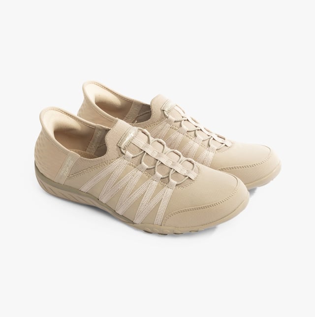 Skechers Skechers 100593/TPE BREATHE-EASY - ROLL-WITH-ME Womens Trainers Taupe Upper Material: TextileLining Material: TextileSole Material: RubberClosure/Fastening: Slip-OnFeatures: Comfort,Memory Foam,VeganToe Shape: RoundShoe Width: RelaxedItem Weight: 0.45 KGHeel Height: Flat (Under 2.5cm)Shoe Shaft Height: Low TopTrainer Style: CasualGift Boxed: NoProduct Code: 100593/TPE