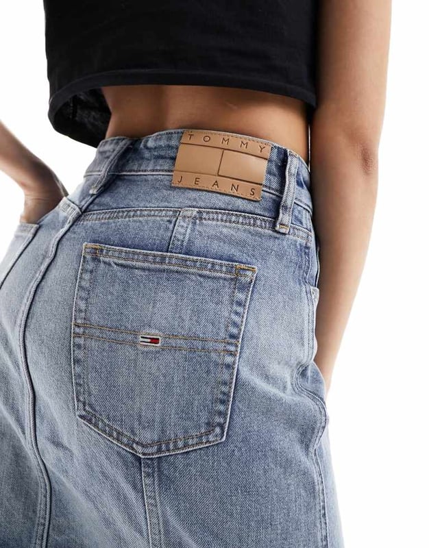 Skirts by Tommy Jeans Lower-half looks High rise Belt loops Five pockets Branded patch to reverse Regular fitSold By: Asos