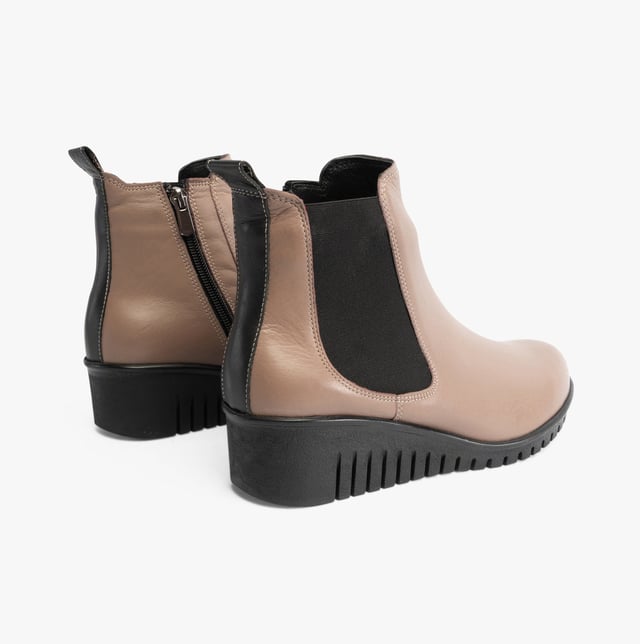 Lotus DRESDEN Womens Boots Clay Upper Material: LeatherLining Material: TextileSole Material: RubberClosure/Fastening: ZipFeatures: Comfort,Elasticated Side PanelHeel Type: WedgeToe Shape: RoundShoe Width: RegularItem Weight: 0.45 KGHeel Height: Low (2.5-4.9cm)Shoe Shaft Height: AnkleBoot Style: Ankle BootsGift Boxed: NoProduct Code: ULB382DC0