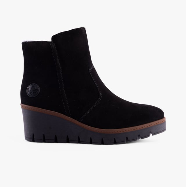 Rieker Rieker Y5065-00 Womens Boots Black Upper Material: SuedeLining Material: TextileSole Material: TPRClosure/Fastening: ZipFeatures: Comfort,Warm LiningHeel Type: WedgeToe Shape: Chisel/AlmondShoe Width: RegularItem Weight: 0 KGHeel Height: Medium (5-7.4cm)Shoe Shaft Height: AnkleBoot Style: Ankle BootsGift Boxed: NoProduct Code: Y5065-00