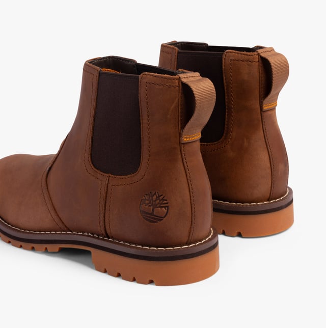 Timberland LARCHMONT Mens Boots Saddle Upper Material: LeatherLining Material: TextileSole Material: RubberClosure/Fastening: Pull-OnFeatures: Comfort,Elasticated Side PanelHeel Type: BlockToe Shape: RoundShoe Width: RegularItem Weight: 0.45 KGHeel Height: Low (2.5-4.9cm)Shoe Shaft Height: AnkleBoot Style: Chelsea BootsGift Boxed: NoProduct Code: TB1A2NGYF131