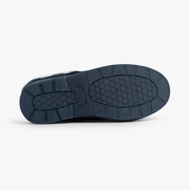 Dr Keller Dr Keller JUSTINE Womens Slippers Navy Upper Material: TextileLining Material: TextileSole Material: RubberClosure/Fastening: Slip-OnFeatures: Comfort,LightweightToe Shape: RoundShoe Width: RegularItem Weight: 0.45 KGHeel Height: Flat (Under 2.5cm)Slipper Style: MuleGift Boxed: NoProduct Code: B1116NVY