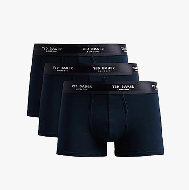 Ted Baker 3-Pack Cotton Trunks Mens NavyClothing Type: UnderwearClosure/Fastening: Pull-OnFeatures: ComfortItem Weight: 0.3 KGClothing Fit: RegularSingle Or Multi Pack?: 3 PackGift Boxed: NoMaterial Composition: 95% Cotton, 5% ElastaneUnderwear Type: TrunksUnderwear Features: Elasticated WaistbandProduct Code: TBB02-BL1-410