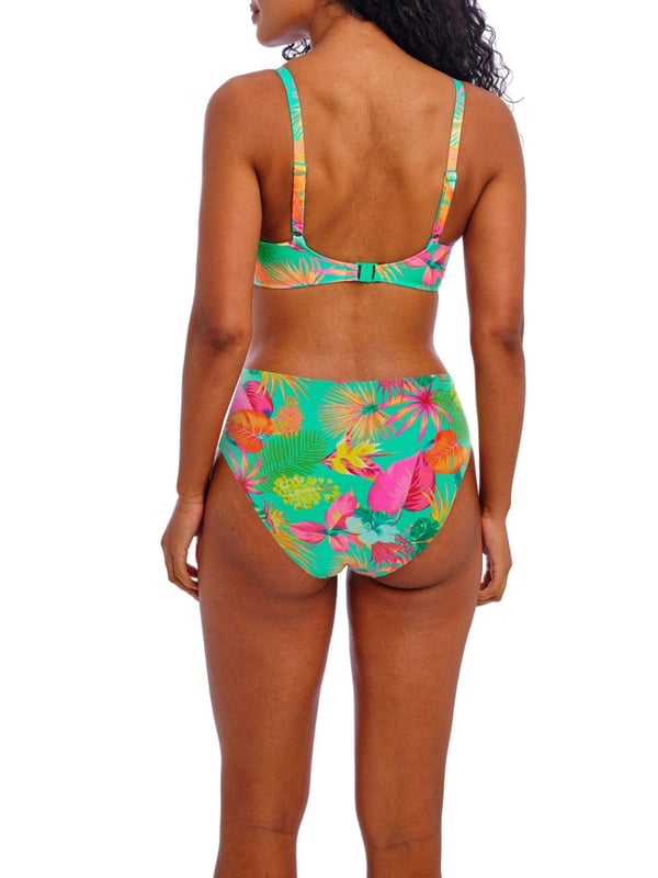 Freya Isla Margarita Plunge Bikini Top. Printed swimwear top with underwired lined cups for shape and support, adjustable shoulder straps and a plunge neckline. This product is recommended as hand wash only.