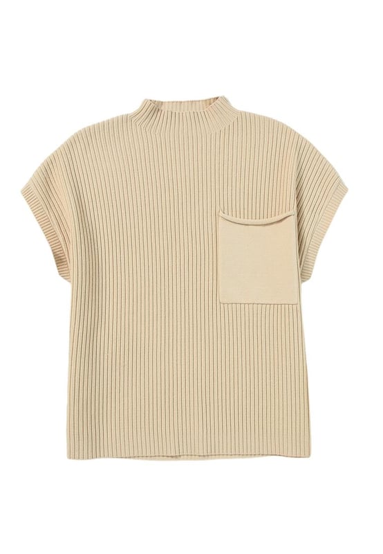 Suéter de punto acanalado con bolsillo de parche y manga corta de avena  
Fabricado con materiales de alta calidad  
El diseño de punto acanalado añade textura  
Las mangas cortas lo convierten en una excelente opción para el clima de transición  
Los bolsillos de parche en el frente añaden funcionalidad y estilo  
Adición versátil a cualquier conjunto  