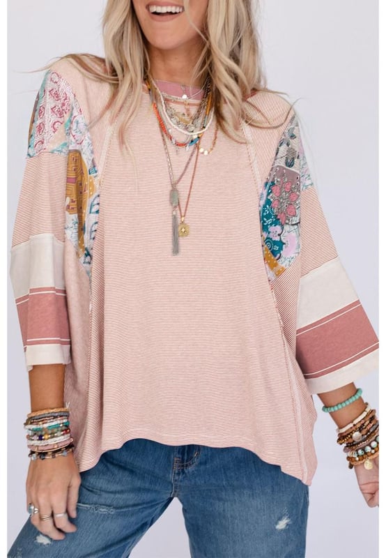 Unisex oversized top
  Pink printed pinstriped fabric
  Color block patchwork design
  Unique and trendy
Material: 95% Polyester 5% Elastane