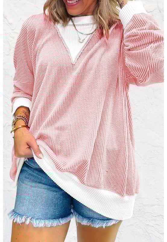 Textured with a corded knit fabric
  Chic and eye
  catching color block design
  Drop shoulder design for a laid
  back look
  Loose fit for all body shapes
  Cozy and comfortable
Material: 75% Polyester 20% Viscose 5% Elastane