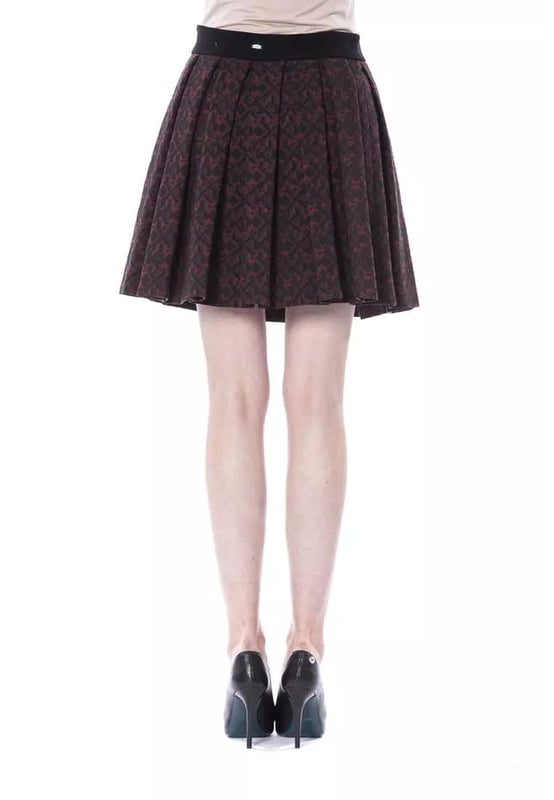 Falda de algodon marron.
  Falda corta tulipan.
  Apto para mujeres.