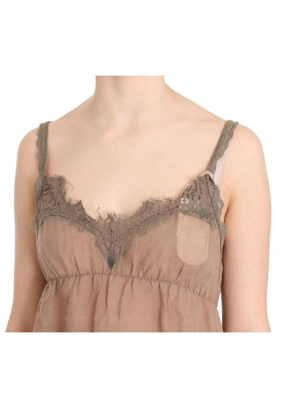Brand: PINK MEMORIES
  Color: Brown Lace
  Model: Spaghetti Strap Plunging Top Blouse
  Material: 100% Linen
  Logo details
  Gender: Women