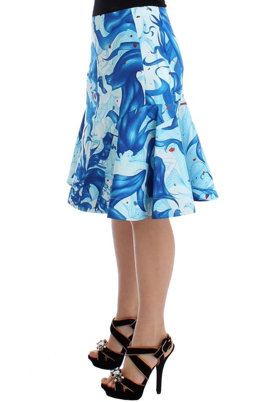 Marca: Koonhor.
  Modelo: Falda con estampado de frescos.
  Color: Azul Blanco.
  Largo hasta la rodilla.
  Abertura con cremallera en la parte trasera.
  Detalles del logotipo.
  Hecho en Italia.
  Material: 100% poliester.
  Forro: 68% Acetato 32% Poliester.