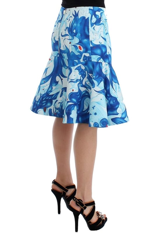 Marca: Koonhor.
  Modelo: Falda con estampado de frescos.
  Color: Azul Blanco.
  Largo hasta la rodilla.
  Abertura con cremallera en la parte trasera.
  Detalles del logotipo.
  Hecho en Italia.
  Material: 100% poliester.
  Forro: 68% Acetato 32% Poliester.