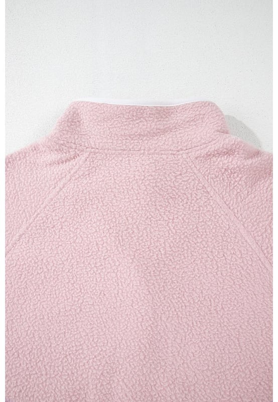 Stand neck design
  Half button front
  Zipped pockets
  Plush high
  quality fabric
  Elastic cuffs for a snug fit
  Loose fit for comfort and warmth
  Suitable for women of all ages
Material: 100% Polyester