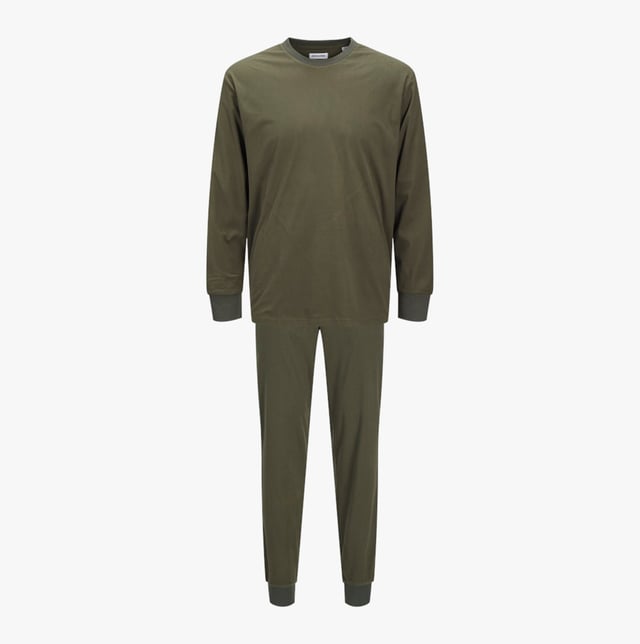 Jack &amp; Jones Jack &amp; Jones SOLID LOUNGE Set Mens Forest Night

Closure/Fastening: Zip

Features: Comfort

Item Weight: 0.4 KG

Clothing Fit: Regular

Single Or Multi Pack?: Single

Gift Boxed: No

Material Composition: 100% Polyester
Product Code: 12268536-FRSTNGHT