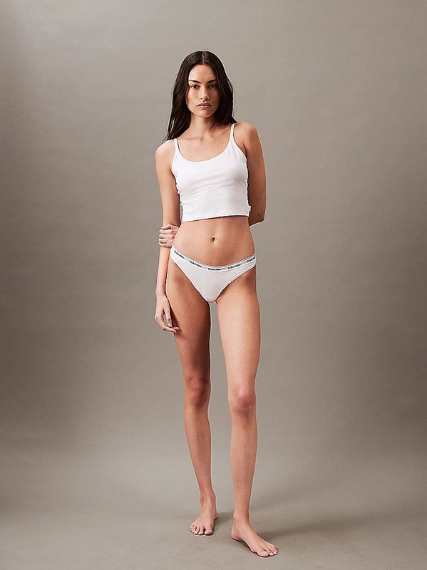 Calvin Klein Calvin Klein MODERN LOGO Womens Thong Classic Whitel&gt;
Closure/Fastening: Pull-On
Item Weight: 0.35 KG
Clothing Fit: Regular
Single Or Multi Pack?: Single
Gift Boxed: No
Material Composition: 90% Cotton, 10% Elastane
Underwear Type: Thong
Underwear Features: Cotton Stretch Blend | Medium-Rise Waist | Flat Edge Leg Finish | CK Signature Elastic WaistbandProduct Code: 000QD5043E100
Clothing Type: Underwear
Closure/Fastening: Pull-On
Item Weight: 0.35 KG
Clothing Fit: Regular
Single Or Multi Pack?: Single
Gift Boxed: No
Material Composition: 90% Cotton, 10% Elastane
Underwear Type: Thong
Underwear Features: Cotton Stretch Blend | Medium-Rise Waist | Flat Edge Leg Finish | CK Signature Elastic WaistbandProduct Code: 000QD5043E100
Clothing Type: Underwear
Closure/Fastening: Pull-On
Item Weight: 0.35 KG
Clothing Fit: Regular
Single Or Multi Pack?: Single
Gift Boxed: No
Material Composition: 90% Cotton, 10% Elastane
Underwear Type: Thong
Underwear Features: Cotton Stretch Blend | Medium-Rise Waist | Flat Edge Leg Finish | CK Signature Elastic WaistbandProduct Code: 000QD5043E100