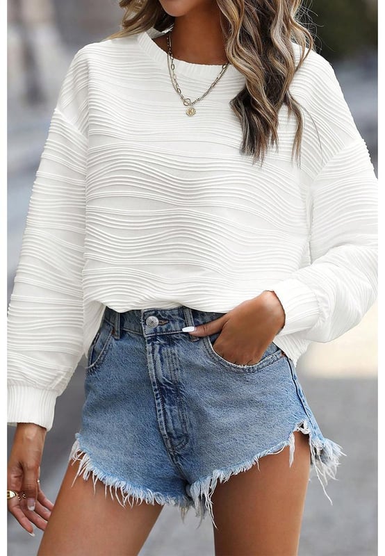 Unique wavy texture design
  Relaxed fit with drop shoulder and round neck
  Versatile and easy to pair with any bottoms
  Classic style that never goes out of fashion
  Available in different sizes with high elasticity for comfortable fit
Material: 90% Polyester 10% Elastane