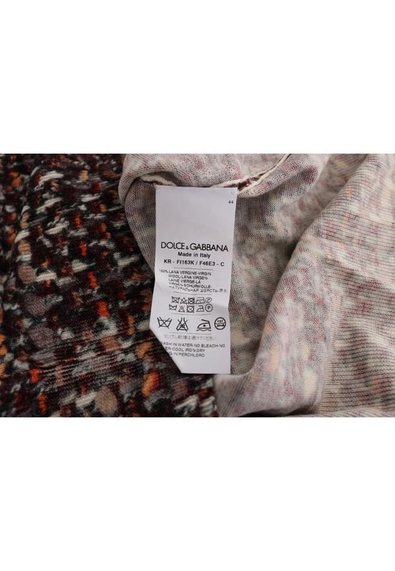 Nuevo con etiquetas  
Diseño sin mangas  
Hecho en Italia  
Confeccionado en 100% lana virgen  
Tejido multicolor  
Detalles del logo  
Perfecto para mujeres que aprecian la moda de alta calidad  
Material: 100% lana virgen
