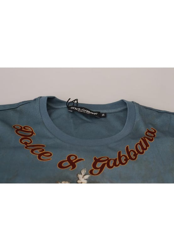 Camisa 100% autentica de Dolce & Gabbana.
  A estrenar con etiquetas.
  Camiseta casual.
  Hecho de 100% algodon.
  Impresion multicolor.
  Detalles del logotipo.
  Hecho en Italia.
  Perfecto para mujeres.