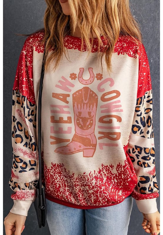 Sudadera con gráficos de vaquera YEEHAW en rojo, con mangas de leopardo disperso blanqueadas  
  Gráfico audaz de YEEHAW COWGIRL  
  Estampado de leopardo disperso en las mangas  
  Perfecta para combinar con denim o ropa casual  
  Ideal para relajarse o actividades al aire libre  
Material: 95% poliéster, 5% elastano