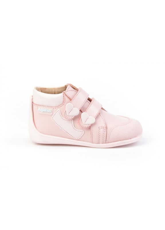 Eine aktuelle Zeile. Bequem und weich, perfekt für die Füße der Kleinen. Stiefelähnlicher Schuh mit höchstem Absatz aus Leder. Der Innenraum besteht aus Naturlederfutter, Zehen- und Fersenschutz, Innensohle mit anatomischem Steg und rutschfester Gummisohle. Neo Gateo ist ein patentiertes System von AngelitoS. Die Sohle passt sich dem Fuß an und erstreckt sich von der Zehe bis zum höchsten Teil des Knöchels, was das Gleichgewicht verbessert und für mehr Stabilität sorgt. In Spanien entworfene und hergestellte Schuhe, ideal für Anfänger und Kinder, die bereits mit ihren ersten Schritten begonnen haben.