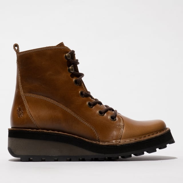 Fly London HAZI147FLY Womens Boots Camel

  
 *   Upper Material: Leather 
 *  Lining Material: Microfibre 
 *  Sole Material: Rubber 
 *  Closure/Fastening: Lace-Up 
 *  Features: Comfort 
 *  Heel Type: Wedge 
 *  Toe Shape: Round 
 *  Shoe Width: Regular 
 *  Item Weight: 0 KG 
 *  Heel Height: Low (2.5-4.9cm) 
 *  Shoe Shaft Height: Ankle 
 *  Boot Style: Ankle Boots 
 *  Gift Boxed: No  Product Code: P211147003