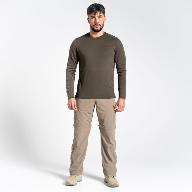 Convertible travel trousers from Craghoppers. NosiLife Convertible II trousers make the perfect travel companions, featuring durable anti-insect treatment to help protect skin from bug bites. They also offer the option of toggling between long and short versions, thanks to the zip-off legs. A versatile choice for hot-climate adventures.