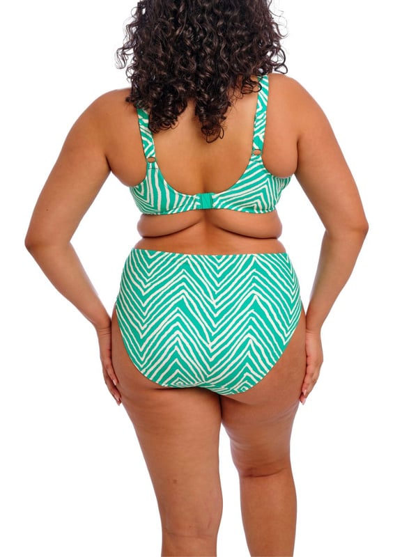 Elomi Fiji Falls Plunge Bikini Top. Underwired non padded swimwear top with adjustable straps, powernet back lining for extra support, made with Lycra Xtra Life and fully lined. This product is recommended as hand wash only.
